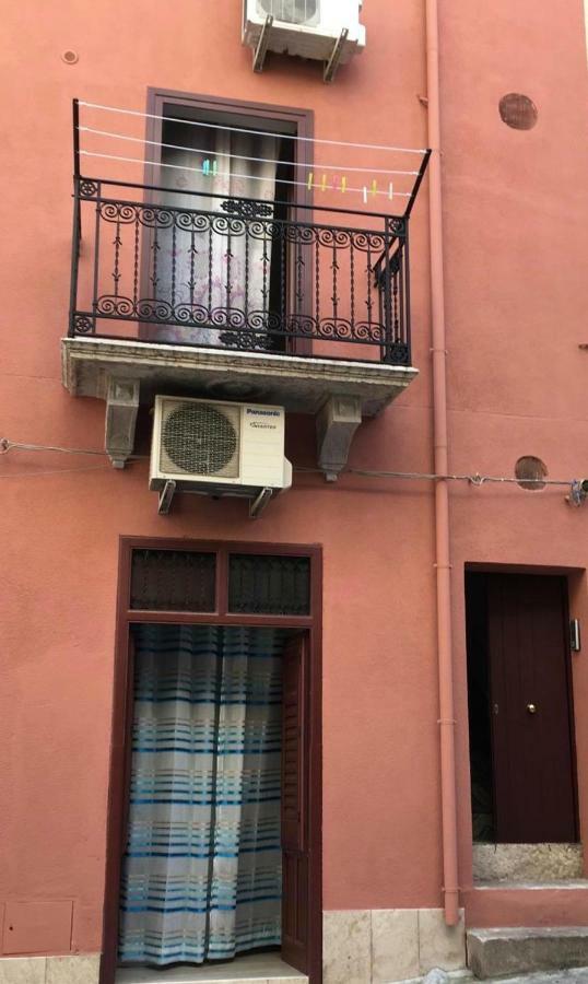 Апартаменти Casa Tiziana Кастелламмаре-дель-Гольфо Екстер'єр фото